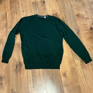 EUC The Childrens Place forest green V-Neck sweater - XXL(16)